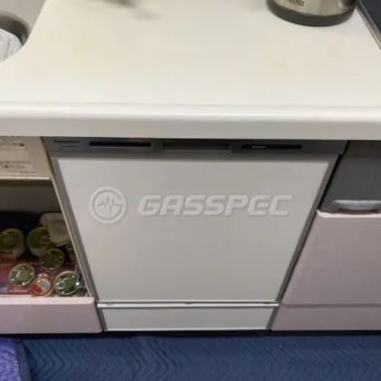施工後のビルトイン食洗機（パナソニック NP-45MD9S）