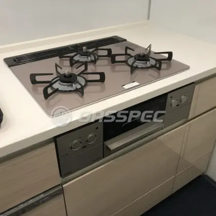施工後のビルトインガスコンロ（リンナイ RHS31W32L22RSTW）