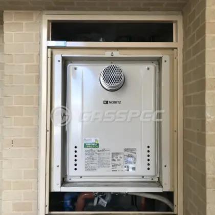 施工後の給湯器（ノーリツ GT-2460SAWX-T-2 BL）