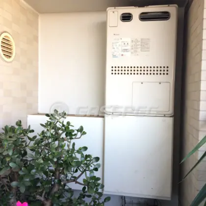 施工前の暖房熱源機（GTH-2413AWXH）