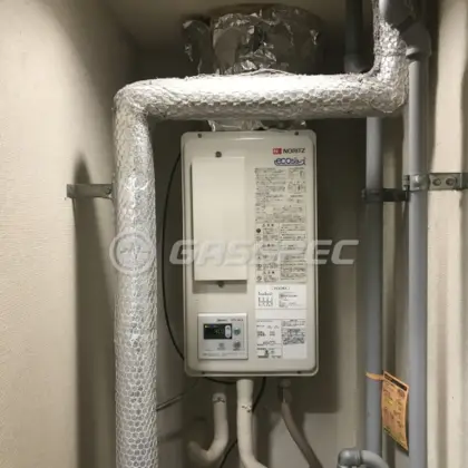 施工後の給湯器（ノーリツ GQ-C2422WZD-FH）