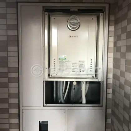 施工後の給湯器（ノーリツ GT-2460SAWX-T-2 BL）