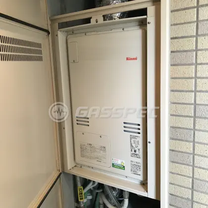 施工後の暖房熱源機（リンナイ RUFH-A2400AU2-3）