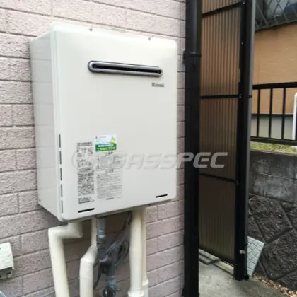 施工後の給湯器（リンナイ RUF-A2405SAW(B)）