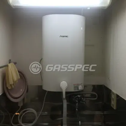 施工後の給湯器（イトミック EWM-14N）