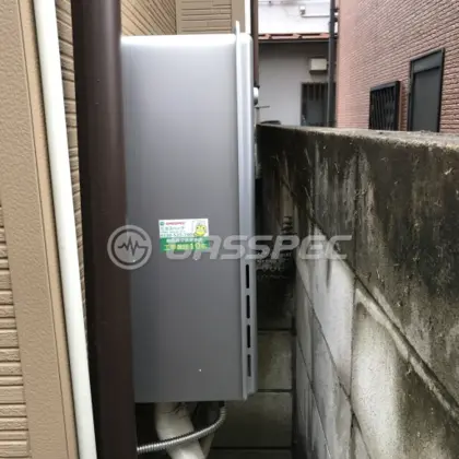 施工後の給湯器（リンナイ RUF-E2007SAW）