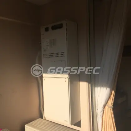 施工前の暖房熱源機（GTH-2413AWXH）