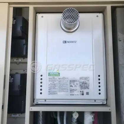 施工後の給湯器（ノーリツ GT-2460SAWX-T-2 BL）