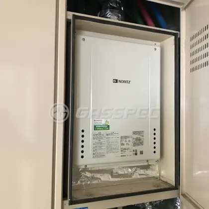施工後の給湯器（ノーリツ GT-2460SAWX-H-2 BL）