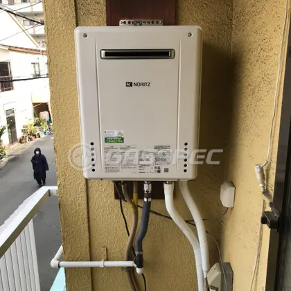 施工後の給湯器（ノーリツ GT-2460SAWX-2 BL）