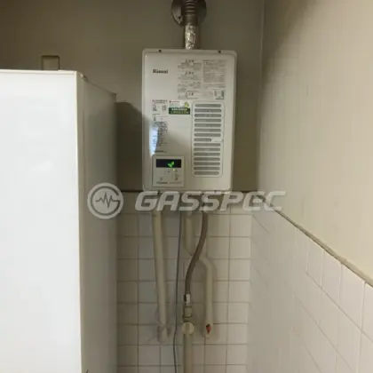 施工後の給湯器（リンナイ RUX-V1615SWFA(A)-E）
