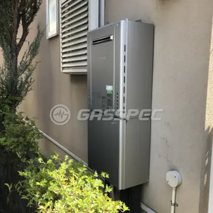 施工後の給湯器（ノーリツ GT-C2462SAWX-2 BL）