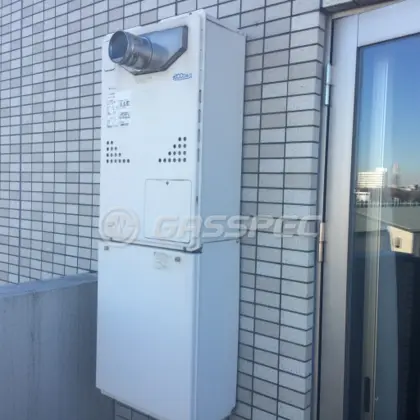 施工前の暖房熱源機（GTH-C2436AWX3H-T）