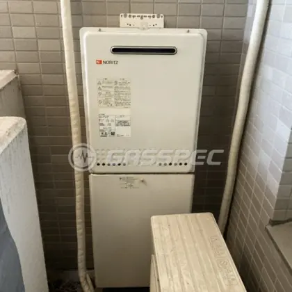 施工前の給湯器（GT-2028AWX）