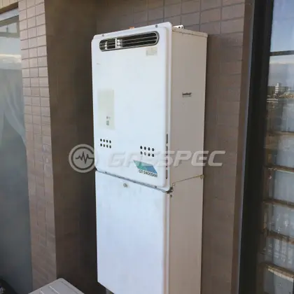 施工前の給湯器（GT- 2400SAW）