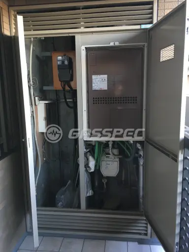 施工前の暖房熱源機（GTH-2413AWXH-H）