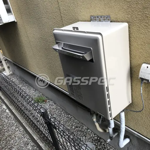 交換後の給湯器（リンナイ RUF-A2405SAW(B)）