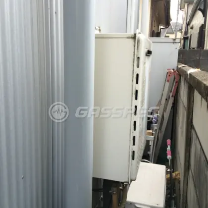施工前の給湯器（GT-2428SAWX）