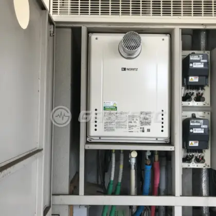 施工後の給湯器（ノーリツ GT-2460SAWX-T-2 BL）