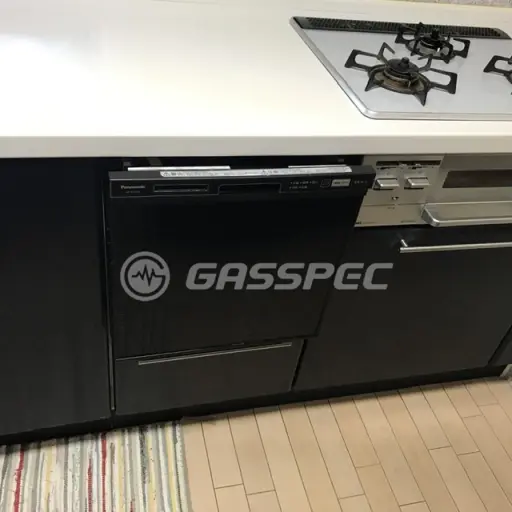 交換前のビルトイン食洗機（パナソニック NP-45RS5K）