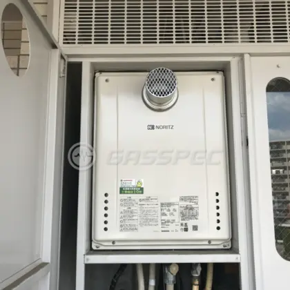 施工後の給湯器（ノーリツ GT-2460SAWX-T-2 BL）
