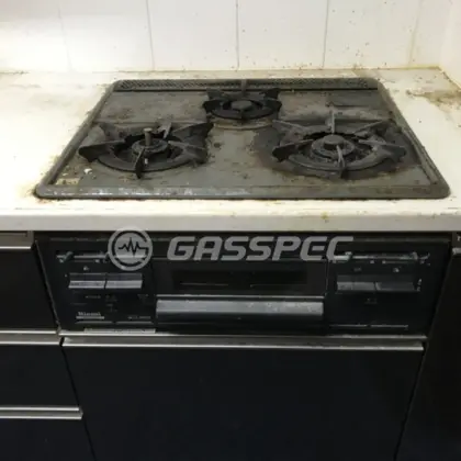 施工前のビルトインガスコンロ（RBG-31A8S）