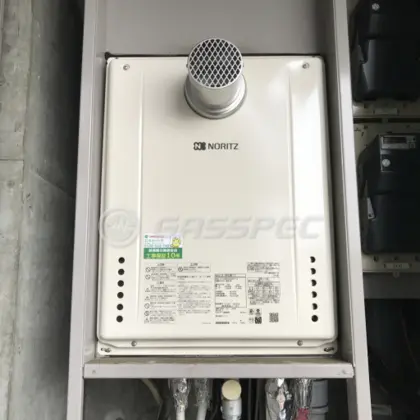 施工後の給湯器（ノーリツ GT-2460SAWX-T-2 BL）