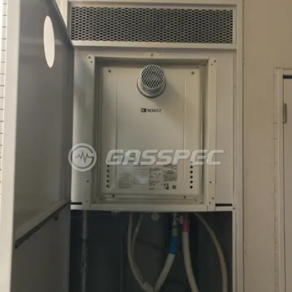 施工後の給湯器（ノーリツ GT-2460SAWX-T-2 BL）