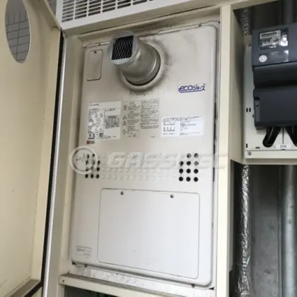 施工前の暖房熱源機（GTH-C2448SAW3H-T）