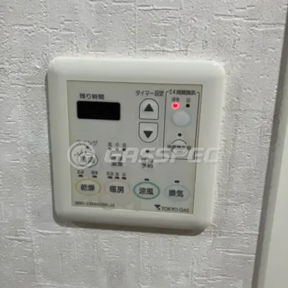 施工前の浴室乾燥機（BBD-3304ACSK-J3）