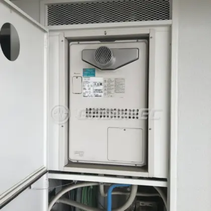 施工前の暖房熱源機（GTH-2434SAWX3H-T）
