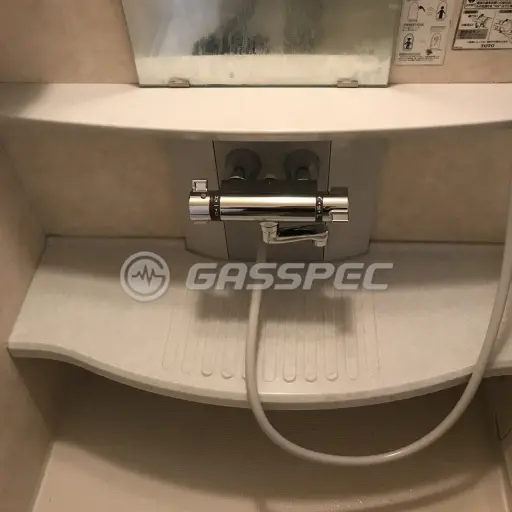 交換後の水栓・蛇口（KVK KF800TGN）