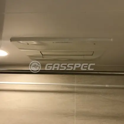 施工前の浴室乾燥機（BBD-3307ACSK-J3）