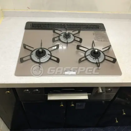 施工後のビルトインガスコンロ（リンナイ RHS31W32L22RSTW）