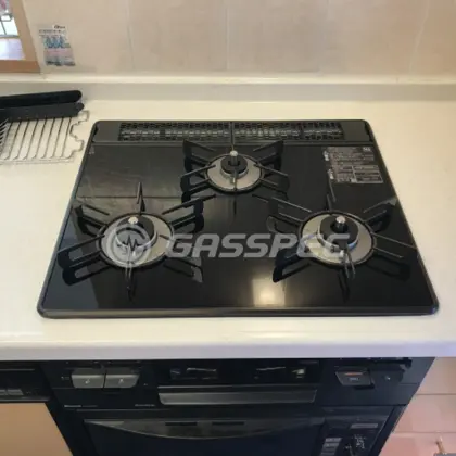 施工後のビルトインガスコンロ（リンナイ RS31W28U32RBW）