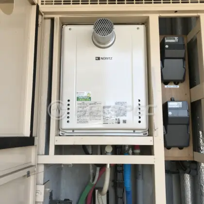 施工後の給湯器（ノーリツ GT-2460SAWX-T-2 BL）