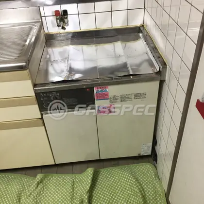 施工前の給湯器（GBG-1600D）