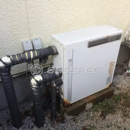 施工前の給湯器（TP-FP240AZR-3）