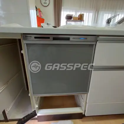 施工後のビルトイン食洗機（パナソニック NP-45MS9S）