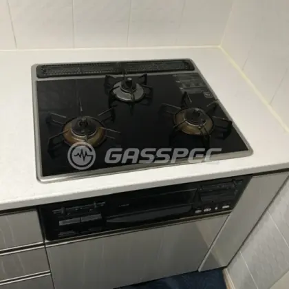 施工前のビルトインガスコンロ（RB31AS1R）
