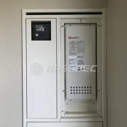 施工後の給湯器（ノーリツ GT-2053SAWX-H-4 BL）