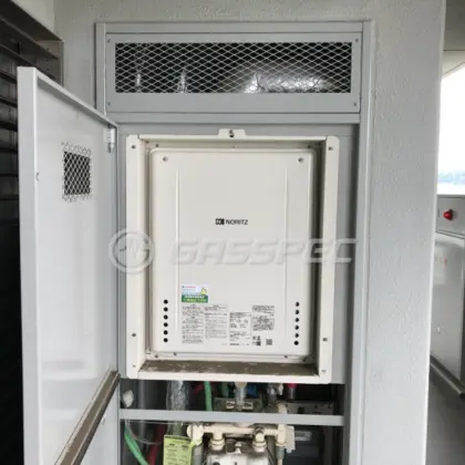 施工後の給湯器（ノーリツ GT-2460SAWX-H-2 BL）