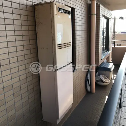 施工前の暖房熱源機（GTH-2401AWXH）