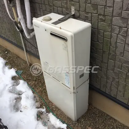 施工前の暖房熱源機（RH-100WN）