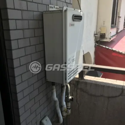 施工前の給湯器（GQ−1623WA）