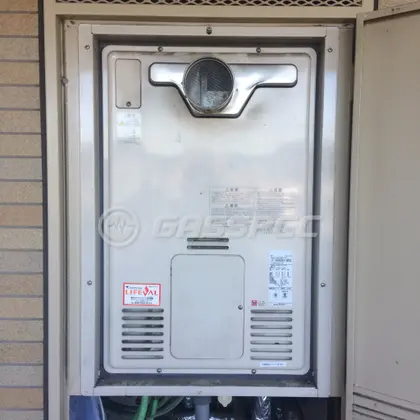 施工前の暖房熱源機（RUFH-2405SAT2-5）