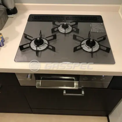 施工後のビルトインガスコンロ（リンナイ RHS31W31E15RCSTW）