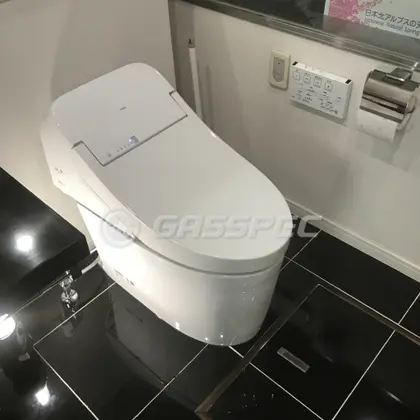 施工後のトイレ（TOTO CES9415#NW1）