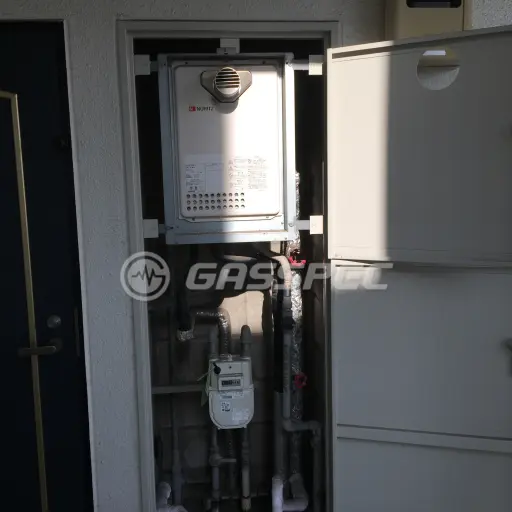 交換前の給湯器（ノーリツ GQ-1623WE-T）