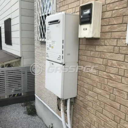 施工前の給湯器（GT-C2452SAWX-2）